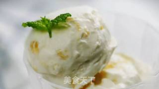 蜜桃乌龙冰淇淋