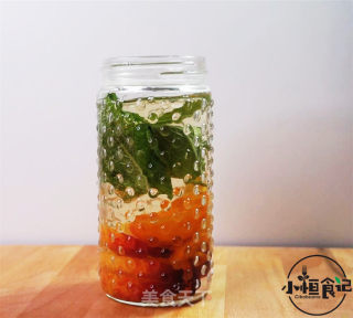 仲夏黄昏-简单美味的高颜值果味酒的做法