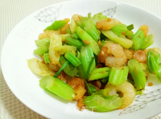 芹菜炒虾仁的做法