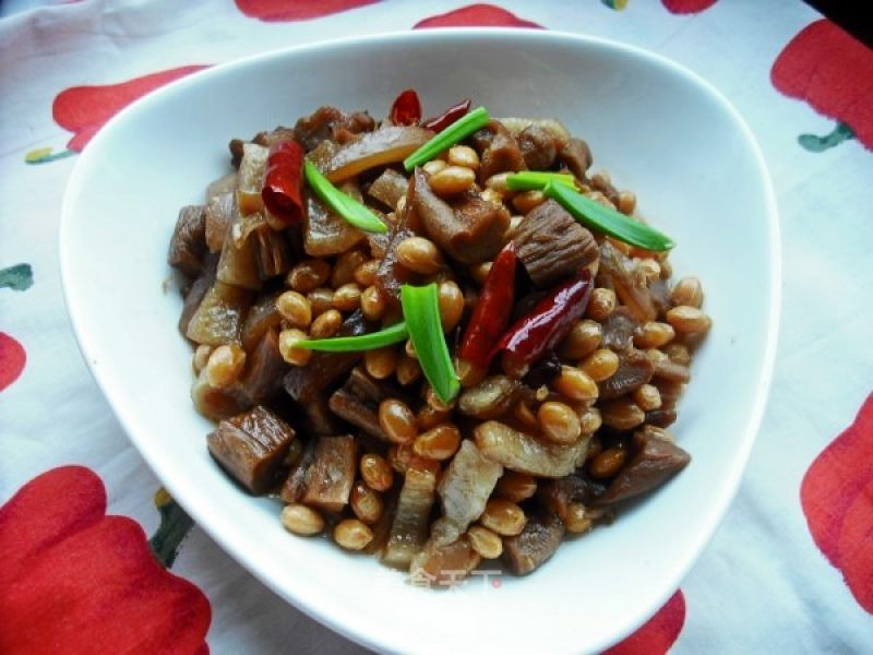 蒸三样【芥菜疙瘩黄豆肉皮】的做法