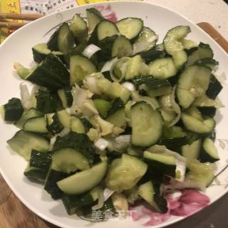 家常拍黄瓜的做法