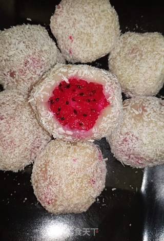 火龙果椰蓉糯米糍的做法