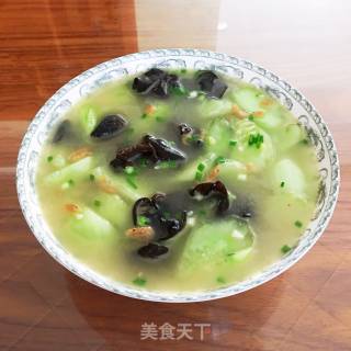 黄瓜木耳虾皮汤的做法