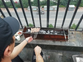 小满日食记《露台烧烤之牛肉串》的做法