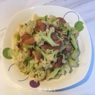 五花肉烩花菜的做法