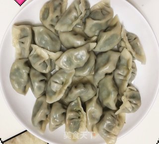 猪肉虾仁韭菜水饺的做法