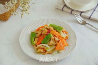 三色小炒肉，高颜值快手菜