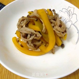 彩椒炒蟹味菇的做法