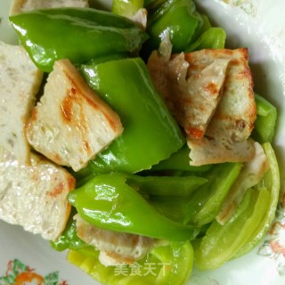 青椒炒肉卷的做法