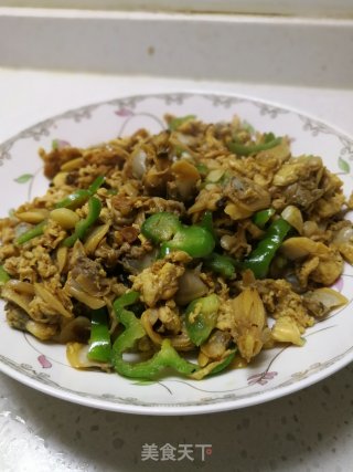 蛤蜊炒蛋的做法