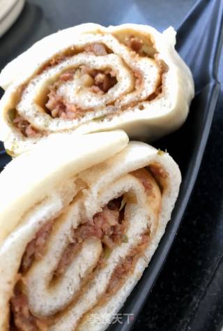 大葱猪肉龙的做法