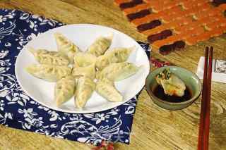 韭菜杏鲍菇馅水饺的做法