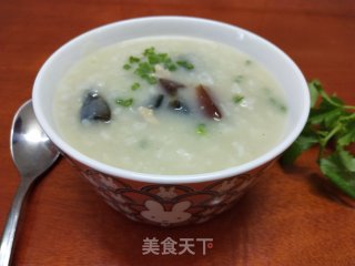 皮蛋瘦肉粥的做法