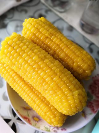 电压力锅～～煮东北黑土新鲜黏玉米的做法