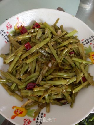 酸辣空心菜梗的做法