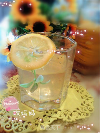蜂蜜柠檬水的做法