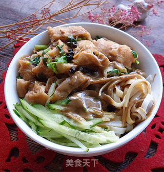 馃子卤素面的做法