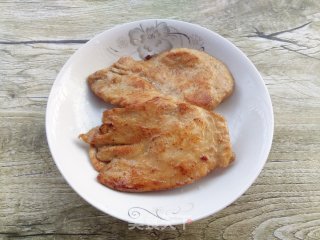 嫩煎鸡胸肉的做法