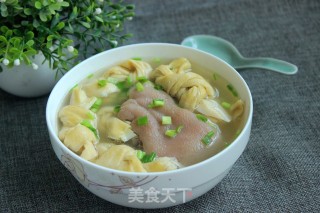 百叶结蹄髈汤的做法