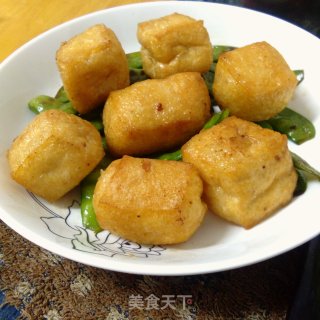 荷兰豆炒油豆腐的做法