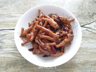 香辣鸡爪的做法