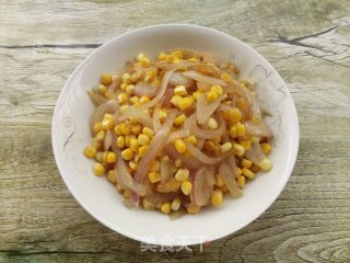 玉米炒洋葱的做法