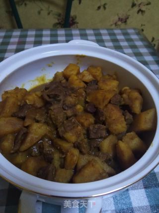 咖喱土豆炖牛肉的做法