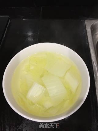 水煮白菜汤的做法