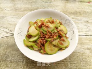 西葫芦炒河虾的做法