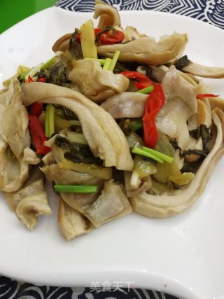 酸菜炒猪肚的做法