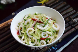黄瓜拌鱿鱼的做法