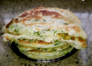 家常葱油饼的做法