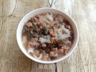紫菜肉末煮河粉的做法