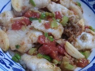 茄汁巴沙鱼的做法