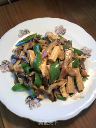 鲜蘑炒腐竹的做法