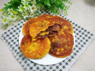发面南瓜豆沙饼的做法