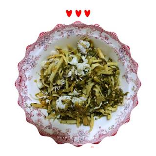 雪菜笋丝炒墨鱼仔的做法