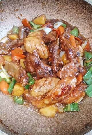 三汁焖鸡翅排骨的做法