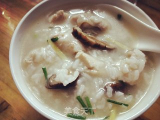 香菇滑鸡粥的做法