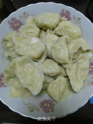 老黄瓜鸡蛋海米水饺的做法