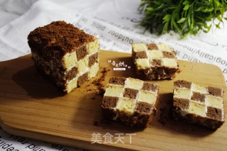 双色棋格奶油蛋糕