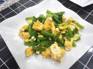 菠菜炒鸡蛋的做法