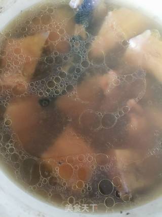榴莲壳煲鸡的做法