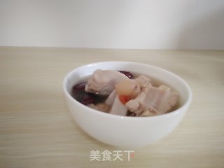 排骨桂圆红枣芋头汤的做法
