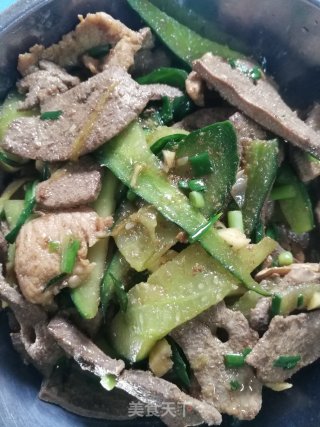 黄瓜炒猪肝的做法