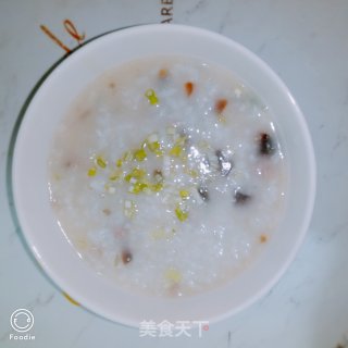 皮蛋瘦肉粥的做法