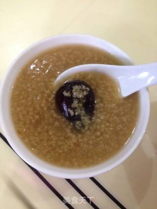 红枣小米粥的做法