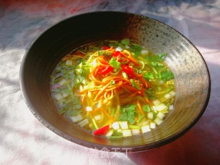 菠面排骨汤面的做法