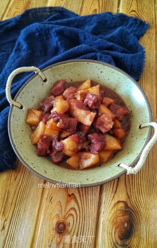 土豆烧牛腩的做法
