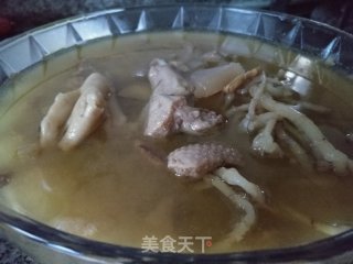 苏麻酸萝卜老鸭汤的做法